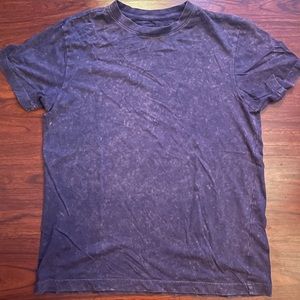 Men’s medium purple acid washed T-Shirt